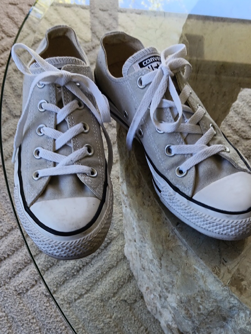 Converse Low-Top Sneakers in Light Gray and White Women's Size 6